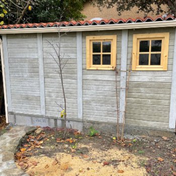 Abri de jardin en béton aspect bois 1 pente
